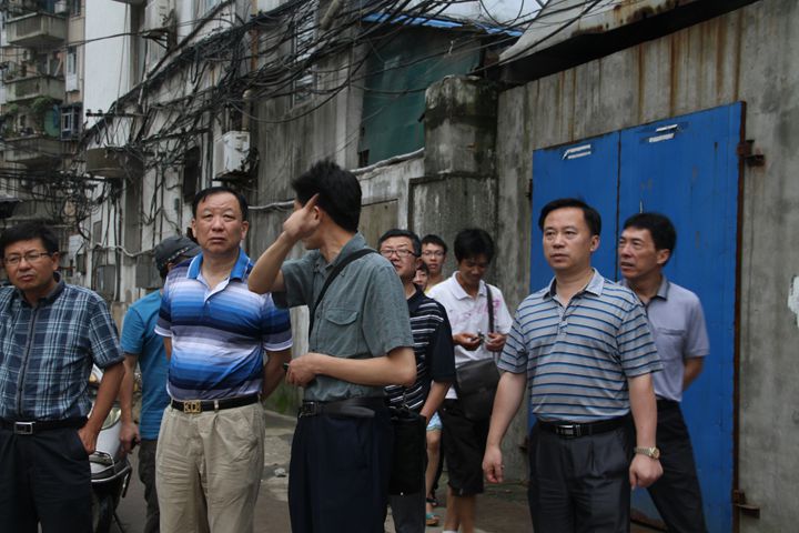 省文联组织作家深入铜陵采风